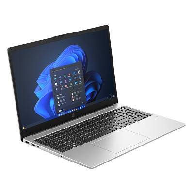 HP 255R G10 D30M1ET R7-7735U 16GB 512GB SSD 15.6" FDOS